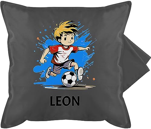 Kissenbezug - Fußball Junge Fußballer Geschenk Kinder Name - 50 x 50 cm - Grau - personalisierte Fussball Fussballer Geschenke und Text personalisiertes personalisierter für fußballfans Jungen von Geschenk mit Namen personalisiert by Shirtracer