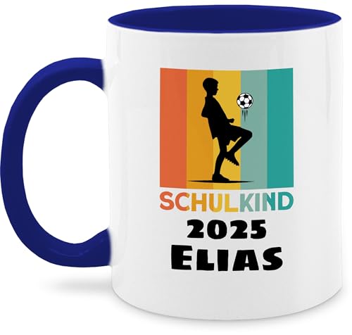 Tasse Tassen 325ml - Einschulung Schulanfang - Schulkind 2025 Fußball - 325 ml - Dunkelblau - personalisierte zur geschenkideen+für+schulanfänger schulanfänger schulkinder fussball kaffeetassen von Geschenk mit Namen personalisiert by Shirtracer