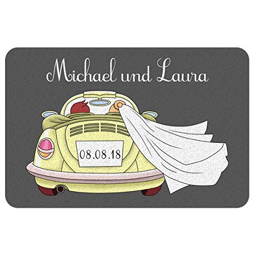 Geschenke 24 Fußmatte zur Hochzeit mit Automotiv in Gelb: Fußabtreter mit Namen von Braut und Bräutigam + Hochzeitsdatum personalisiert von Geschenke 24