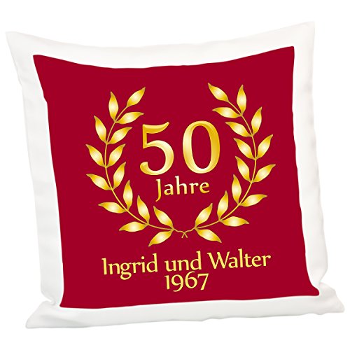 Geschenke 24 Personalisiertes Kissen – goldene Hochzeit: rotes Dekokissen 40x40 mit individuellem Wunschnamen und Jahreszahl, persönliche Geschenkideen zum Hochzeitstag von Geschenke 24