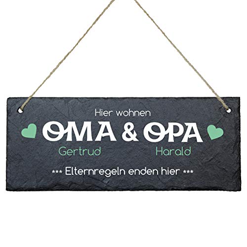 Geschenke 24 Schiefertafel Oma Opa "Elternregeln enden hier" (Grün, mit Namen) - Schiefertafel zum Aufhängen - Schieferplatte Eingangstür Haustür - Weihnachtsgeschenke für Oma und Opa von Geschenke 24