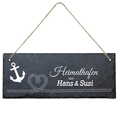 Geschenke 24 Schiefertafel zum Aufhängen Heimathafen (Herztau, schwarz/weiß) - Personalisierte Schieferplatte mit Namen und Spruch - Eingangstür Haustür - Deko Maritim, Wanddeko von Geschenke 24