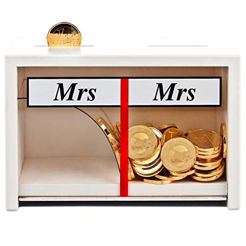 Spardose zur Hochzeit | Mrs und Mrs | Weiß | Lustiges Sparschwein für das Ehepaar I Originelles Geldgeschenk Hochzeitsgeschenk für das Brautpaar | Hochzeitskasse lesbisches Paar von Geschenke 24