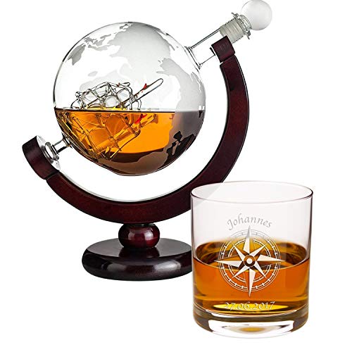 Whisky Geschenkset | Whisky Karaffe Globus und 1 Whiskyglas mit Personalisierung Kompass | Geschenke für Männer | Whiskey Karaffe Set | Karaffe mit Whiskeygläser | Ausgefallenes Geburtstagsgeschenk von Geschenke 24