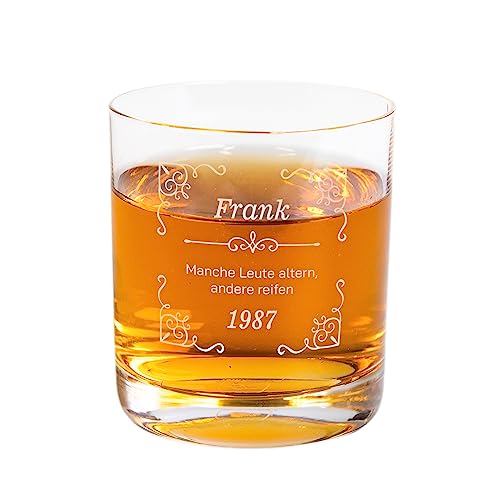 Personalisiertes Whiskyglas mit Gravur | Spülmaschinenfest Graviert | 310ml Tumbler | Ornament | Whiskey Geschenke für Männer | Whisky Zubehör | Originelle Geschenkidee zu Weihnachten von Geschenke 24