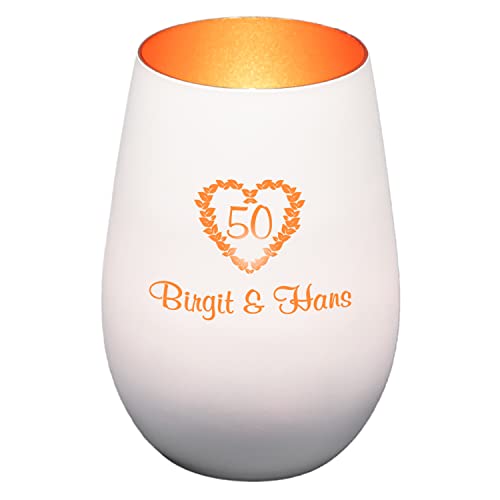 Windlicht aus Glas zum Hochzeitstag | personalisiert zur goldenen Hochzeit | Herzmotiv | Kerzenhalter | Dekogeschenk – Teelichtglas | Teelichthalter (Weiß-Kupfer) von Geschenke 24
