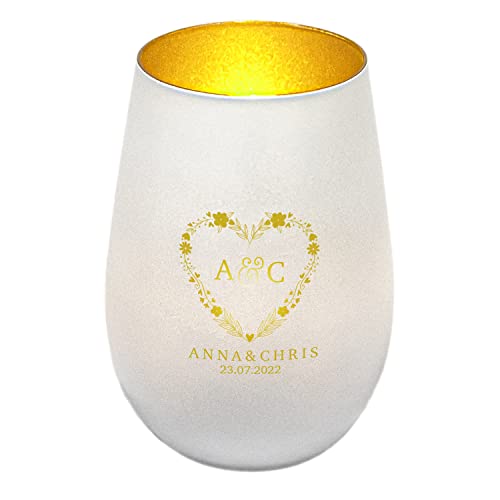 Windlicht aus Glas zur Hochzeit | personalisiert mit Wunschnamen, Wunschdatum und Initialen | Herzmotiv | Dekoeschenk – Teelichtglas | Teelichthalter | (weiß-Gold) von Geschenke 24