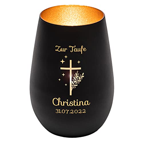 Windlicht mit Gravur zur Taufe | Schwarz/Gold | Motiv Kreuz mit Sternen | Geschenk zur Taufe Junge Mädchen | Tischdeko und Taufgeschenk personalisiert | Teelichtglas | Teelichthalter Windlicht mit Gravur zur Taufe | Schwarz/Gold | Motiv Kreuz mit Sternen | Geschenk zur Taufe Junge Mädchen | Tischdeko und Taufgeschenk personalisiert | Teelichtglas | Teelichthalter von Geschenke 24