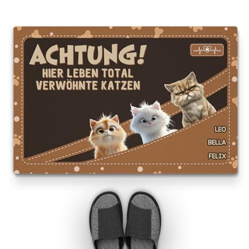 Geschenke Mall Personalisierte Fussmatte - Achtung Hier Leben Total Verwöhnte Katzen - Fussmatte Mit Namen, Fussmatte Selbst Gestalten, Fussmatte Familie, Fussmatte Katzen Personalisiert (#3) von Geschenke Mall