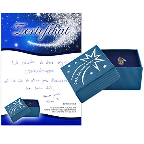 Geschenke mit Namen Echte Sternschnuppe in Geschenkbox - Meteorit mit Echtheitszertifikat und Taufzertifikat - zum Eintragen für Ihre persönliche Widmung, 21 x 3.5 x 15 cm von Geschenke mit Namen