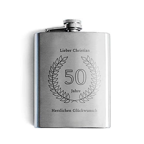 Geschenke.de Flachmann Edelstahl 50. Geburtstag mit Gravur Name inkl. Trichter zum einfüllen und 4 Shot Gläser, Geschenkidee Runder Geburtstag, Fassungsvermögen 200ml von Geschenke.de