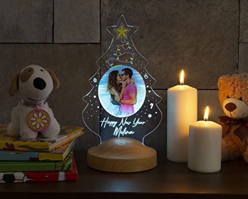 Geschenkelampe Fotogeschenk Personalisierbar mit eigenem Foto und Text in 3D Bilder Led Motiv Lampe gravieren hochzeit Herz (Weihnachtsbaum) von Geschenkelampe