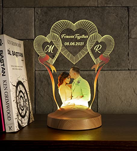 Geschenkelampe Fotogeschenk Personalisierbar mit eigenem Foto und Text in 3D Bilder Led Motiv Lampe gravieren hochzeit Herz (Jahrestag Fotolampe) von Geschenkelampe