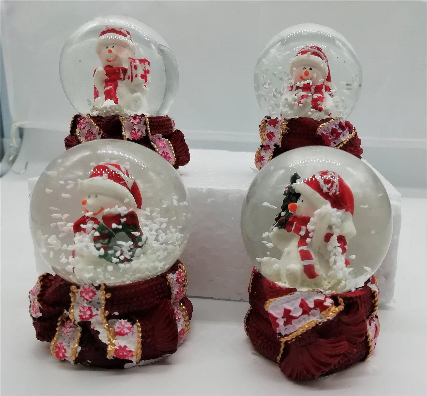 Geschenkestadl Schneekugel 4 Stück Schneekugel Schneemann 6cm Weihachten Winterdekoration Deko (4 St) von Geschenkestadl