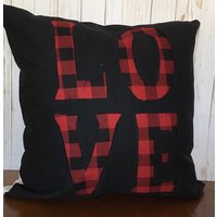 Valentin Kissenbezug Schwarzer Köper Mit Büffelkaro Love - 20x20 von GetCreativeSewing