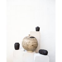 Weiße Runde Steingutvase Mit Deckel Rustikaler Keramik Blumentopf von GezaCeramicPottery