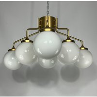 Monumentale Mid-Century Messing Und Milchglas Deckenlampe Von Reggiani. Italien 1970Er Jahre von GiammyArt