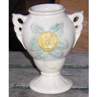 Camellia Öffnen Rose Rosa Gelb Hull Keramik Kleine Zwei Griffe Vase Vintage Dekorative von Gibsonbooks
