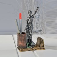 Themis Statue Desktop Stifthalter, Der Gerechtigkeit Schmuckstück, Housewarminggeschenk, Gerechtigkeitsskulptur, Weihnachtsgeschenkidee von GiftGardenArt