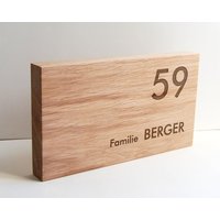 Namensschild Eiche Oder Walnuss | 25x14 cm - Haus Edel Haustürschild Willkommen Eingang Holz Name Familie Personalisiert von GiftShopHH