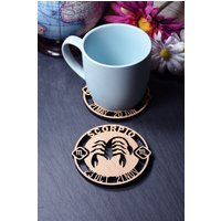 x1 Individueller Sternzeichen-Untersetzer - Holz Sternzeichen-Untersetzer. Astrologie-Liebhaber. Horoskope. Sternzeichen Horoskop. Spirituelle Sterne von GiftsAllMappedOut