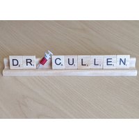 Personalisierte Hämatologen Blut Doktor Scrabble Fliesen Namensschilder | Geschenk Individuelles Für Phlebotomist, Phlebotomie, Hämatologie Personalisierte Hämatologen Blut Doktor Scrabble Fliesen Namensschilder | Geschenk Individuelles Für Phlebotomist, Phlebotomie, Hämatologie von GiftsByThisAndThat