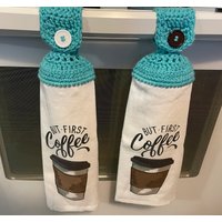 Aber Zuerst Kaffee Gehäkeltes Top Geschirrtuch Aber Zuerst Kaffee Gehäkeltes Top Geschirrtuch von GiftsNStitches