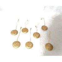 Vintage Spiegel-Weihnachtsornament-Set Rustikales Gold & Silber, 7Er-Set von GildedCageAtelier