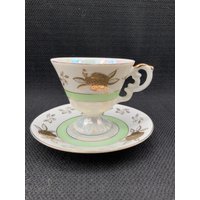 Vintage Linke Porzellan Teetasse & Untertasse Schillerndes Porzellan, Sammler Teetasse, Shabby Chic Und Untertasse Vintage Linke Porzellan Teetasse & Untertasse Schillerndes Porzellan, Sammler Teetasse, Shabby Chic Und Untertasse von GinasVintageDelights