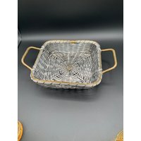 Vintage Serviertablett Aus Gewebtem Aluminium Und Messing Retro Partykorb von GinasVintageDelights