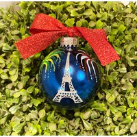 Personalisierter Eiffelturm Mit Feuerwerk Glasverzierung - Paris in Der Sommerverzierung von GingerspiceStudio