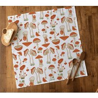 Verzauberte Fliegenpilze Geschirrtuch | Mehlsack Handtuch, Geschirrtuch, Küchentuch, Geschenk Für Sie, Einweihungsgeschenk, Hochzeitsgeschenk, Sie Verzauberte Fliegenpilze Geschirrtuch | Mehlsack Handtuch, Geschirrtuch, Küchentuch, Geschenk Für Sie, Einweihungsgeschenk, Hochzeitsgeschenk, Sie von Gingiber