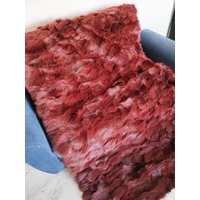 Echte Rote Pelz Decke Personalisierte Fuchs Handgefertigte Echtpelz Tagesdecke Für Ein Sofa von GioFurs