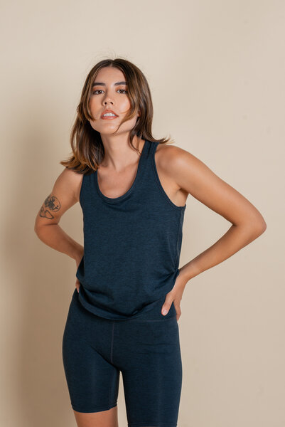 Girlfriend Collective Yoga Tank Top - Reset Relaxed Tank von Girlfriend Collective