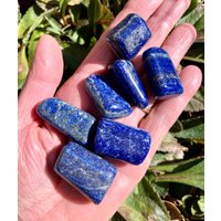 2 Lapis Lazuli Tumbles, Hohe Qualität, Polierter Kristall Edelstein Stein Trommel, Spirituelle Geschenke 2 Lapis Lazuli Tumbles, Hohe Qualität, Polierter Kristall Edelstein Stein Trommel, Spirituelle Geschenke von GivingEarthMinerals