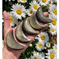 Gold Sheen Obsidian Crescent Moon, Wahl, Auffälliger Geschnitzter Naturstein-Goldener Kristall, Spirituelle Geschenke, Edelstein Gold Sheen Obsidian Crescent Moon, Wahl, Auffälliger Geschnitzter Naturstein-Goldener Kristall, Spirituelle Geschenke, Edelstein von GivingEarthMinerals