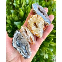 Oco Achat Geode, Wahl, Crystal Druzy Hälfte, Kristallisierter Naturstein, Ocos Oco Achat Geode, Wahl, Crystal Druzy Hälfte, Kristallisierter Naturstein, Ocos von GivingEarthMinerals