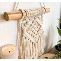 Makramee Wanddekoration Boho Style Wanddeko Holz Baumwolle Wandbehang Hängend Makramee Wanddekoration Boho Style Wanddeko Holz Baumwolle Wandbehang Hängend von GlaceBricks