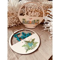 Personalisiertes Namensschild, Türschild, Holzschild Kinder Baby, Geschenk Geburt Taufe Geburtstag, Dino, Patenkind Kinderzimmer Dinosaurier von GlanzGeschenke