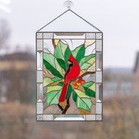 Kardinal Glasmalerei Fensterbehang Muttertagsgeschenk Benutzerdefinierte Kardinalverzierung von GlassArtStories