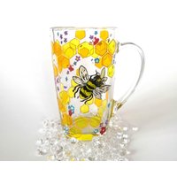 Geschenk Für Mama, Personalisierte Biene Tee/Kaffeetasse Mit Bienenwabe Hand Bemalt Bürobecher Mutter Oma Geburtstagsgeschenk Frau Tochter von GlassBayStudio