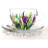 Nanny Muttertagsgeschenk Krokus Teetasse Mit Untertasse Handbemalt Jahrestag Geschenk Lila Blumen Geburtstagsgeschenk Für Mutter Hübsche von GlassBayStudio