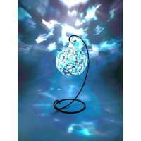 Abstrakt Unter Dem Meer Blau Glas Kerzenhalter, Handbemalt, Abstract Home Decor von GlassTrappedDesigns