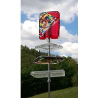 Ein Sonnentänzer Der Sonnenfänger Bewegt Sich Im Wind von GlasstadlDE