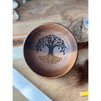 Baum Des Lebens Gravierte Akazie Schlüsselring Brieftasche Münze Schüssel Pagan Ockult Witchy Spirituelle Geschenkidee Valet Tablett Altar Dekor Baum Des Lebens Gravierte Akazie Schlüsselring Brieftasche Münze Schüssel Pagan Ockult Witchy Spirituelle Geschenkidee Valet Tablett Altar Dekor von RoseNSaltCollective