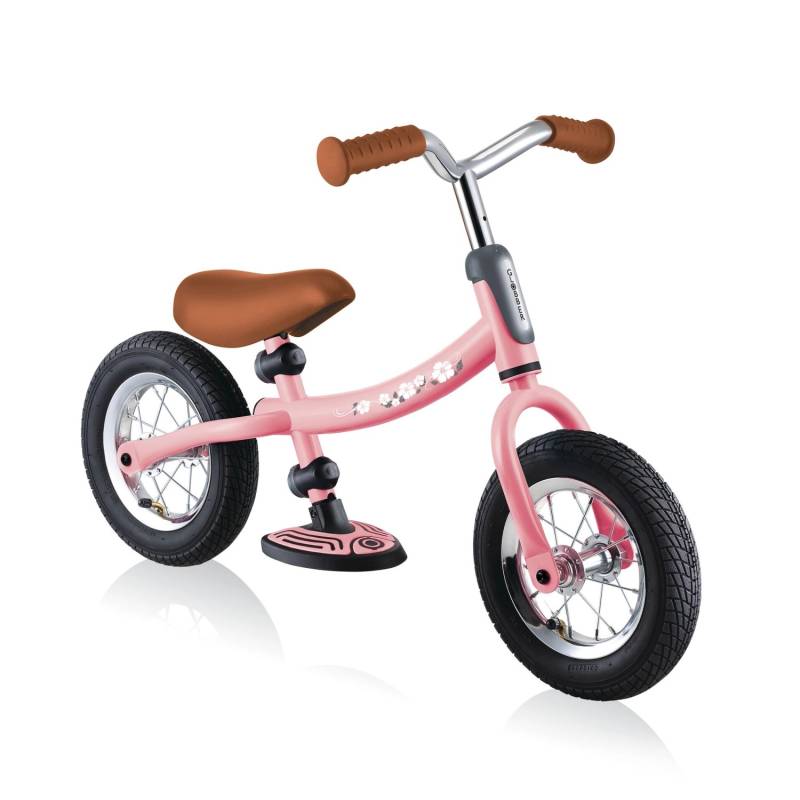 Globber Go Bike Air Laufrad für Kinder 10,8 Zoll Luftbereifung Lenker und Sattel Höhenverstellbar Pastellrosa von Globber