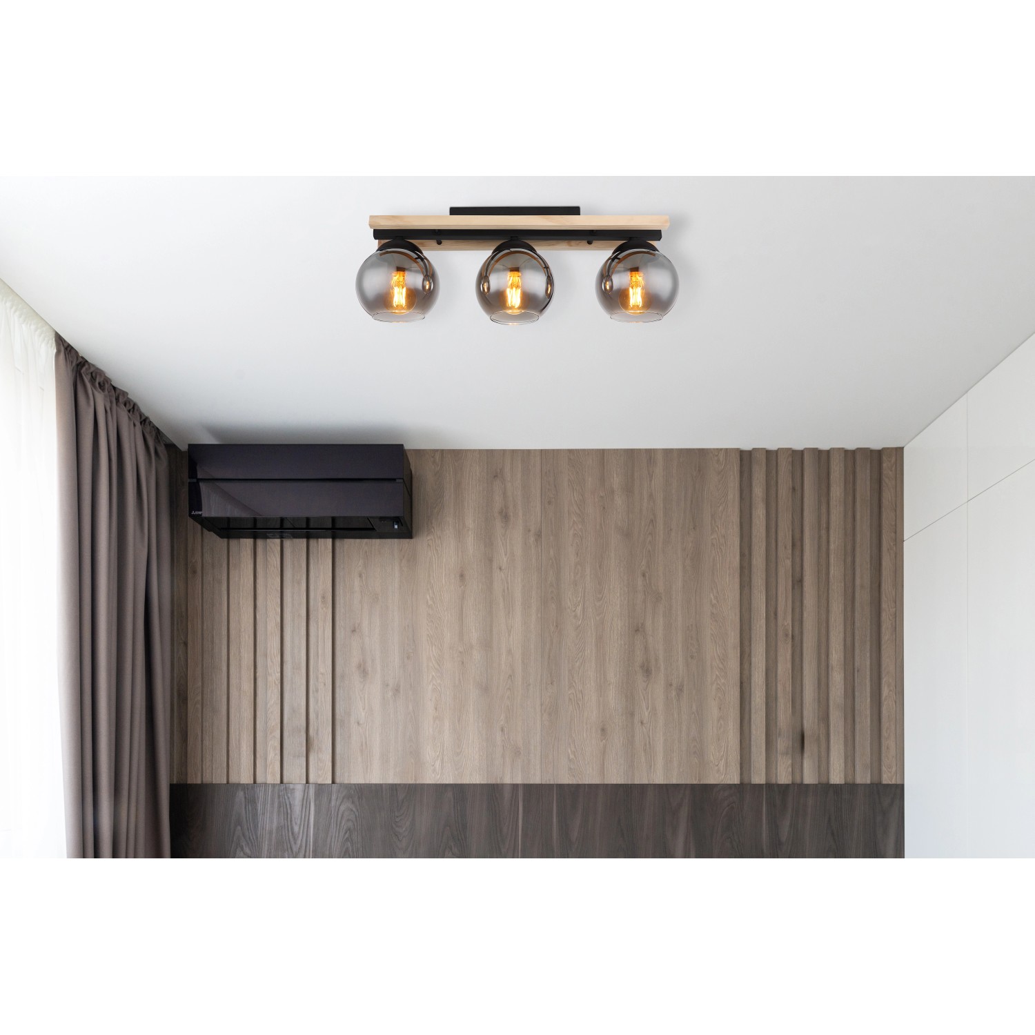 Globo Deckenleuchte 3-flammig Schwarz matt-Rauchfarben 600 x 150 x 205 mm Globo Deckenleuchte 3-flammig Schwarz matt-Rauchfarben 600 x 150 x 205 mm von Globo