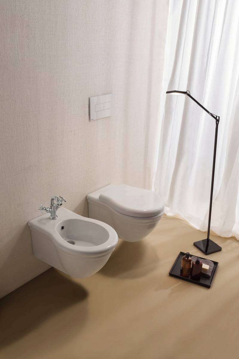 Globo Paestum WC- Sitz aus weißem Polyester mit Scharnier aus Bronze, PA109 PA109 von Globo