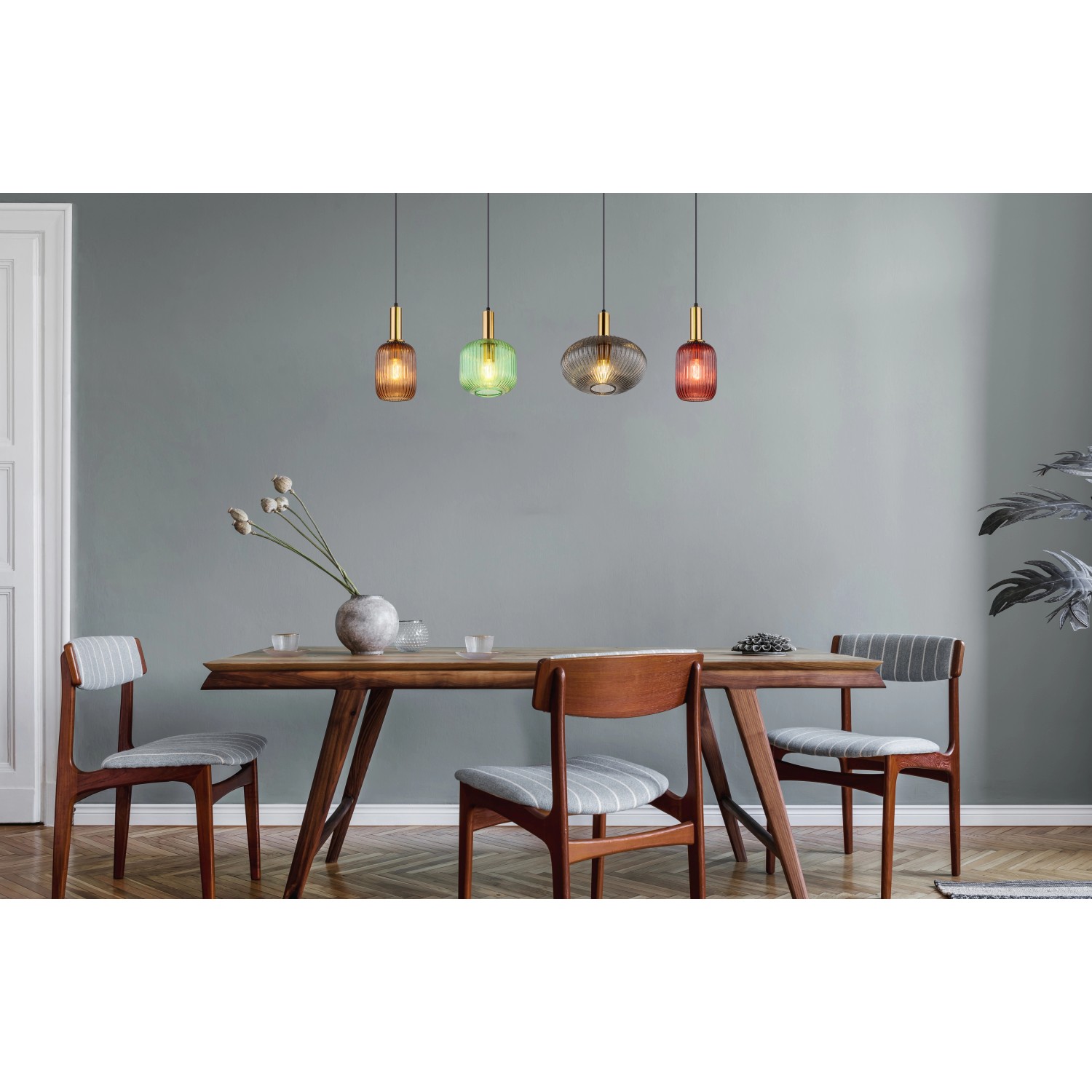 Globo Pendelleuchte Normy 4-flammig 1150 x 300 x 1200 mm Globo Pendelleuchte Normy 4-flammig 1150 x 300 x 1200 mm von Globo