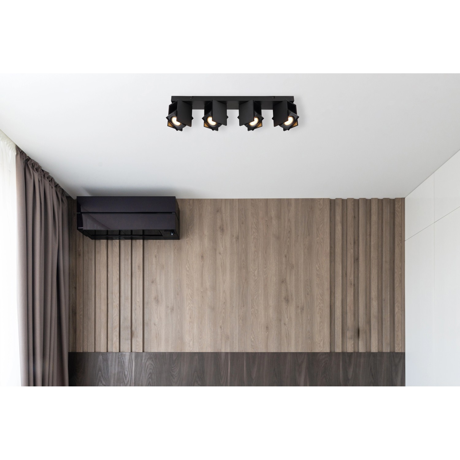 Globo Strahler Rory 4-flammig Schwarz matt 612 x 84 x 157 mm Globo Strahler Rory 4-flammig Schwarz matt 612 x 84 x 157 mm von Globo